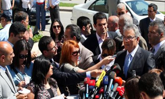 Deniz Baykal'ın Avukatı Muzaffer Yılmaz